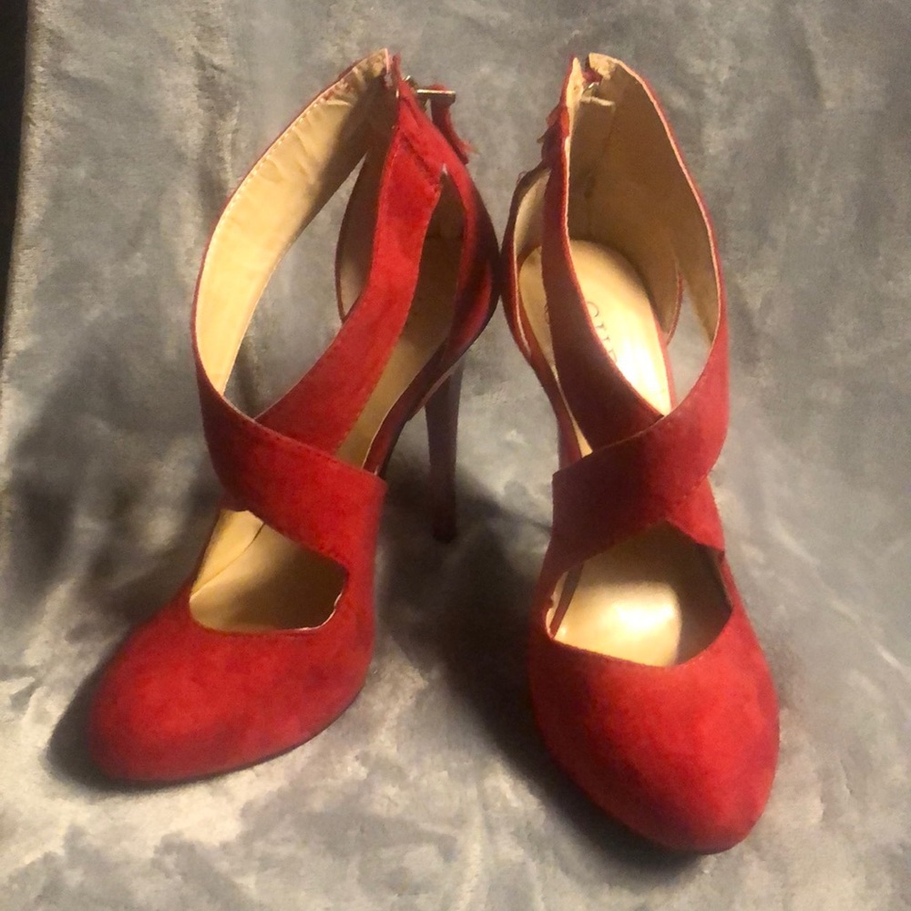 Guess Red Suede Pumps